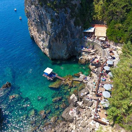 Elysium Apartments Corfu Палеокастрица Экстерьер фото