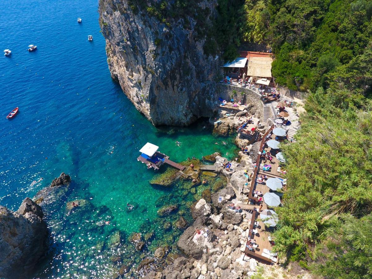 Elysium Apartments Corfu Палеокастрица Экстерьер фото