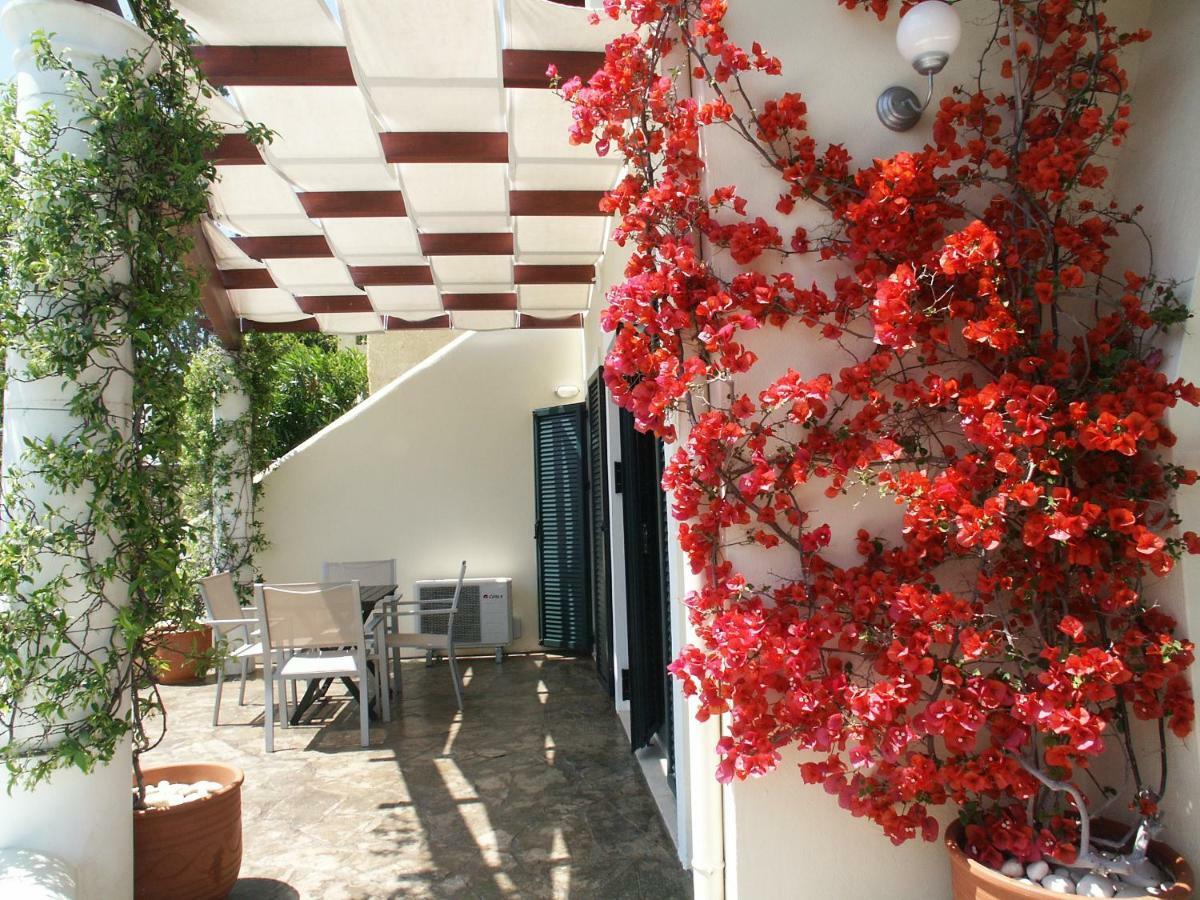 Elysium Apartments Corfu Палеокастрица Экстерьер фото